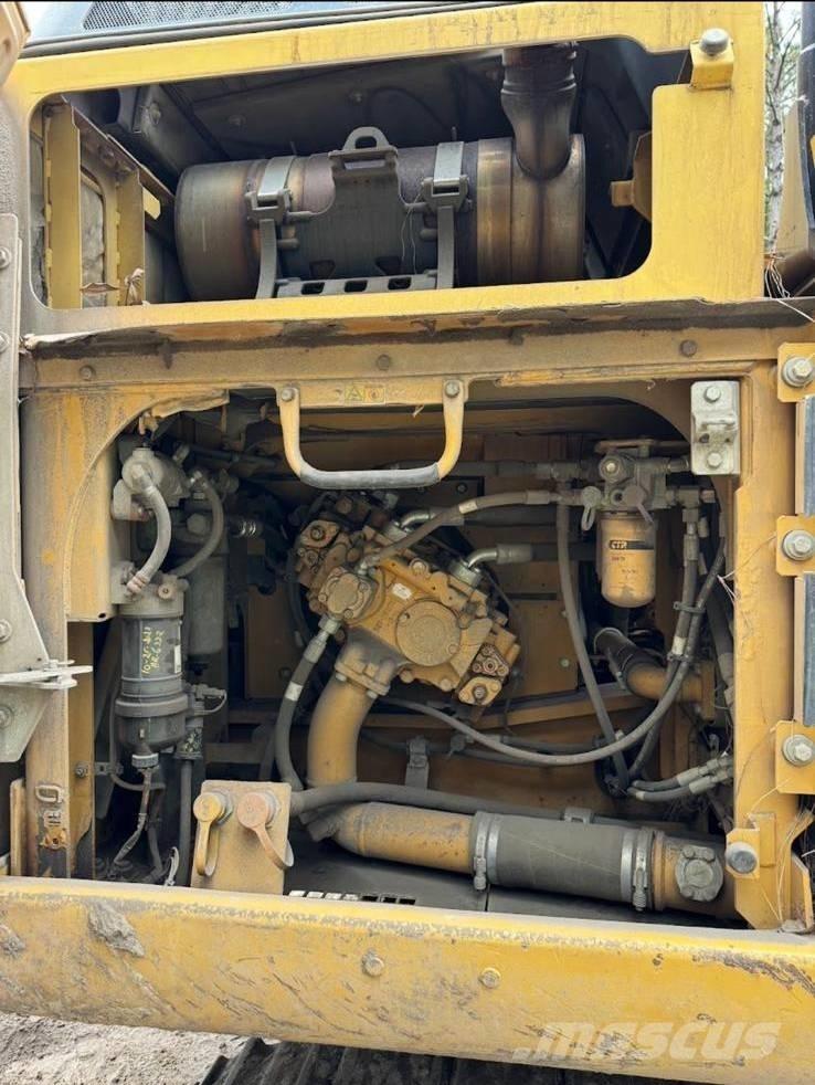 CAT 329 EL Telakaivukoneet