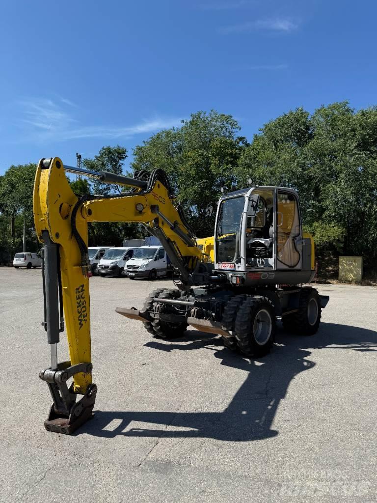 Wacker Neuson 9503 Pyöräkaivukoneet