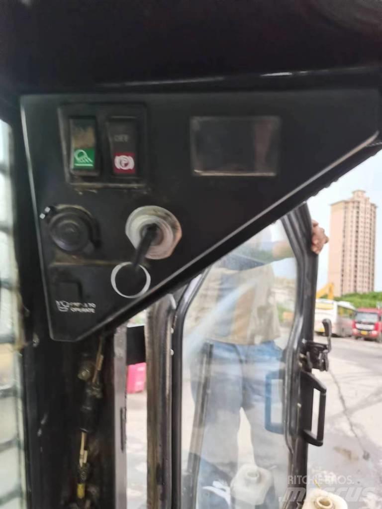 Bobcat S 250 Liukuohjatut kuormaajat