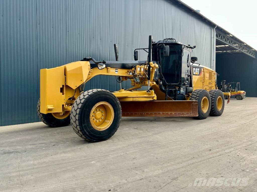 CAT 140M3 Tiehöylät