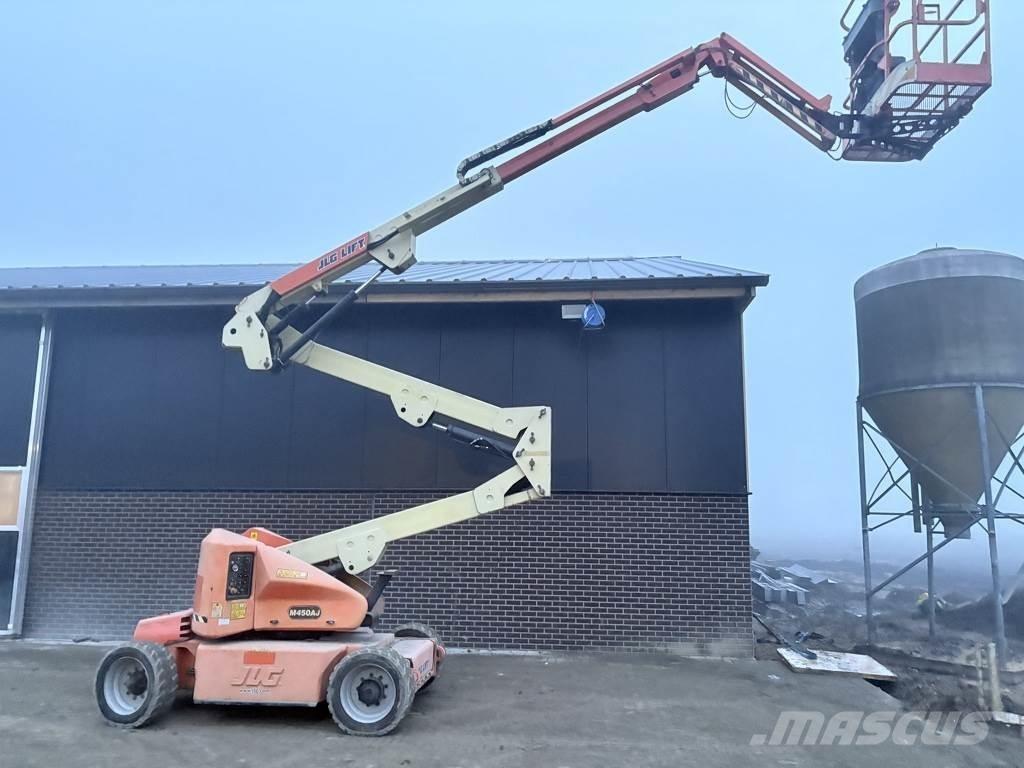 JLG 450aj Kuukulkijat