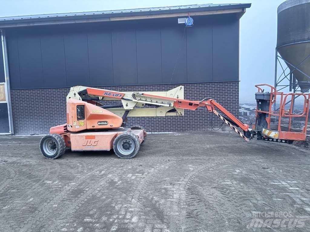 JLG 450aj Kuukulkijat