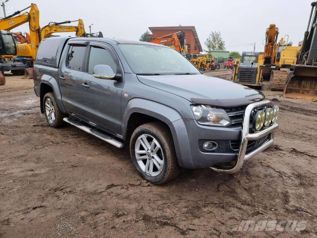 Volkswagen Amarok Lava-autot