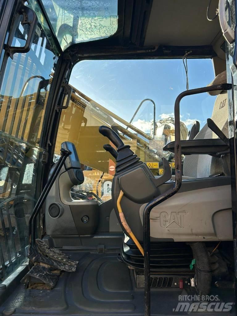 CAT 324 D L Telakaivukoneet