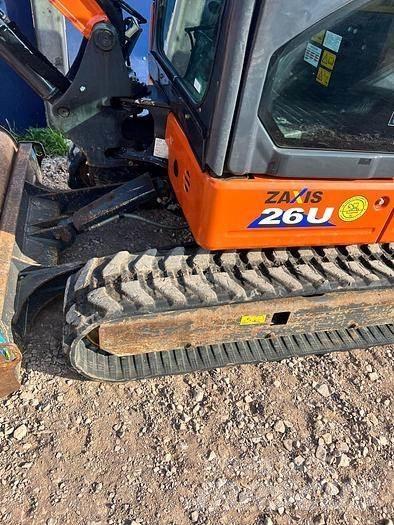 Hitachi ZX26U Minikaivukoneet < 7t