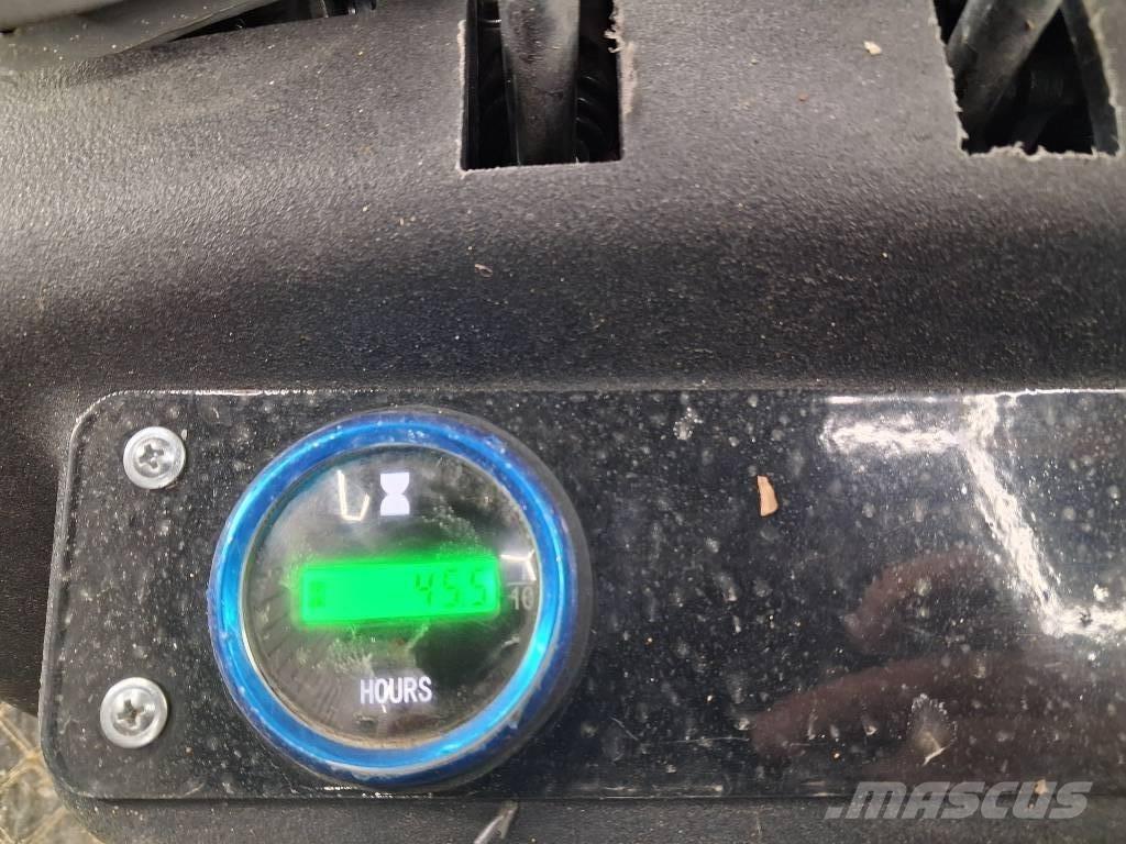 JPC KV12 Minikaivukoneet < 7t