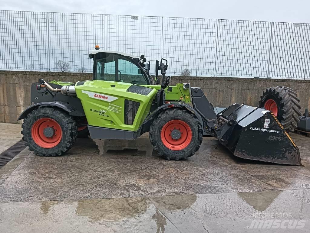 CLAAS Scorpion 732 Maatalouskurottajat