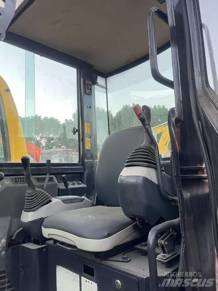 Komatsu PC 30 Telakaivukoneet