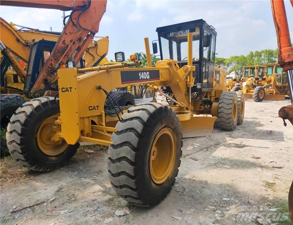 CAT 140G Tiehöylät
