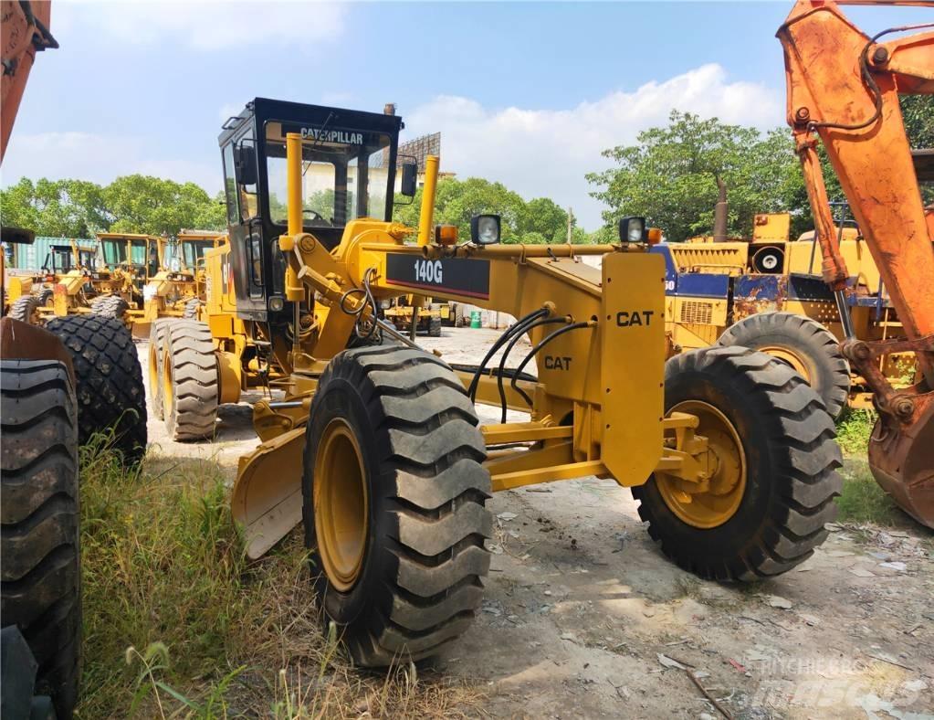 CAT 140G Tiehöylät