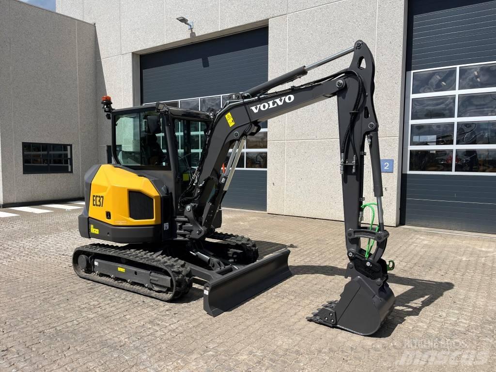 Volvo EC37F Minikaivukoneet < 7t