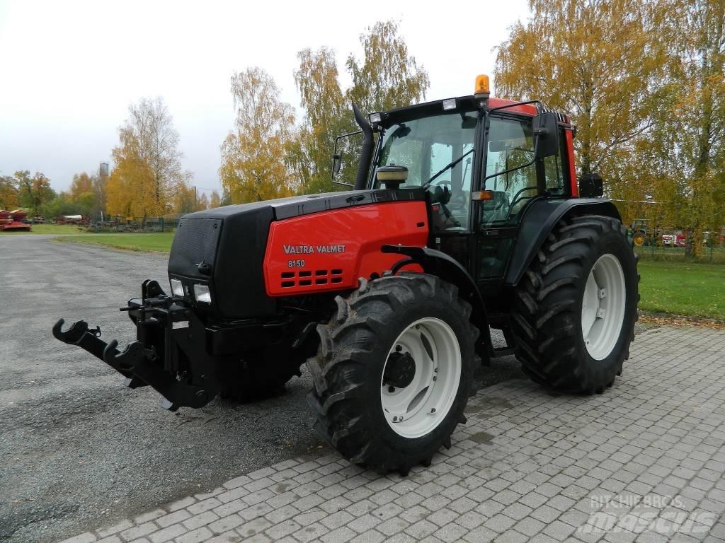 Valtra 8150 Traktorit