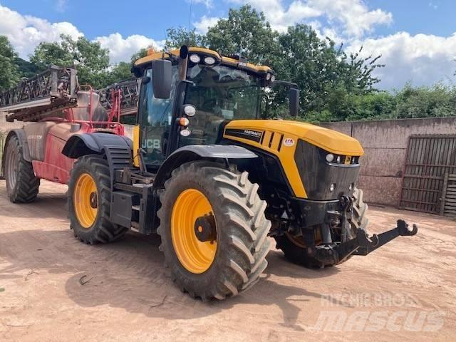 JCB Fastrac 4220 Traktorit