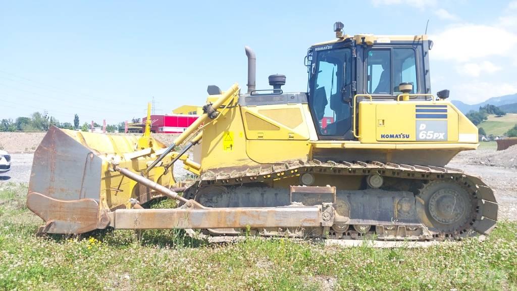 Komatsu D 65 PX-17 Telaketjupuskutraktorit