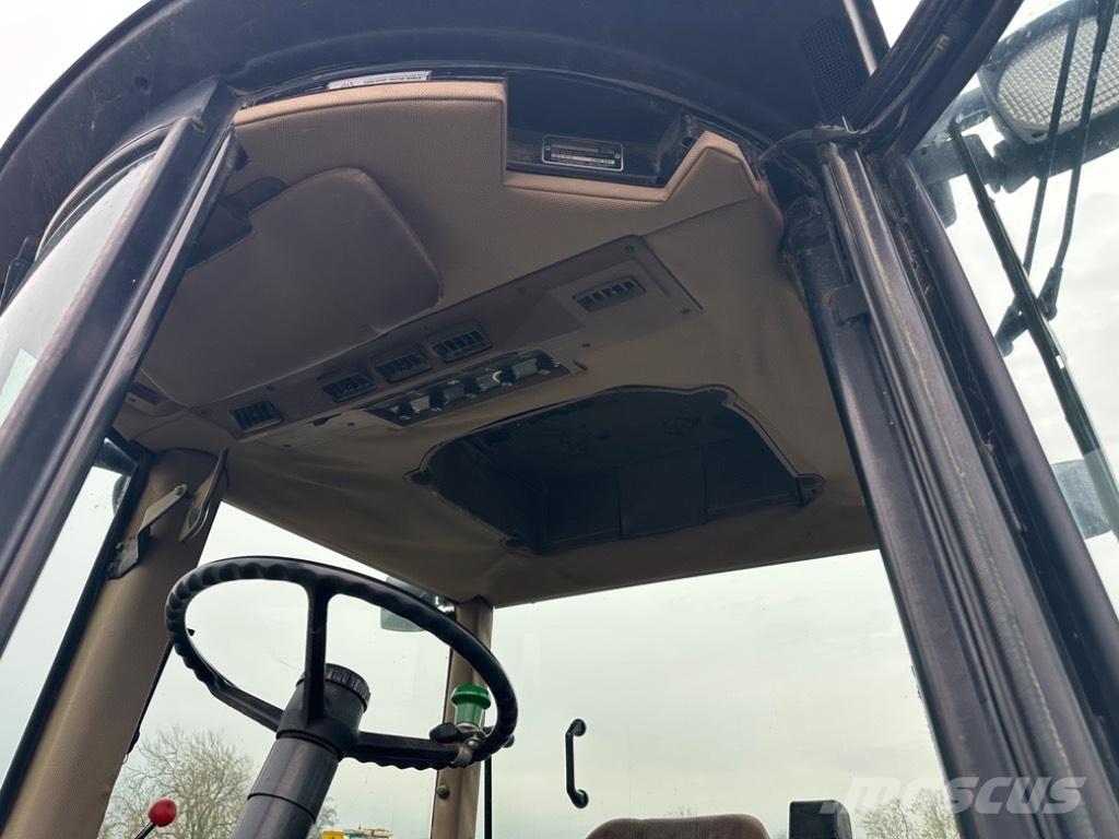 John Deere 3050 HL Traktorit