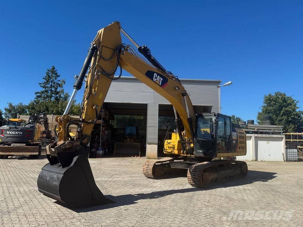 CAT 326 F LN Telakaivukoneet
