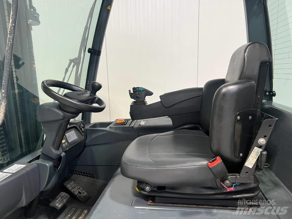 Jungheinrich EFG425k Sähkötrukit