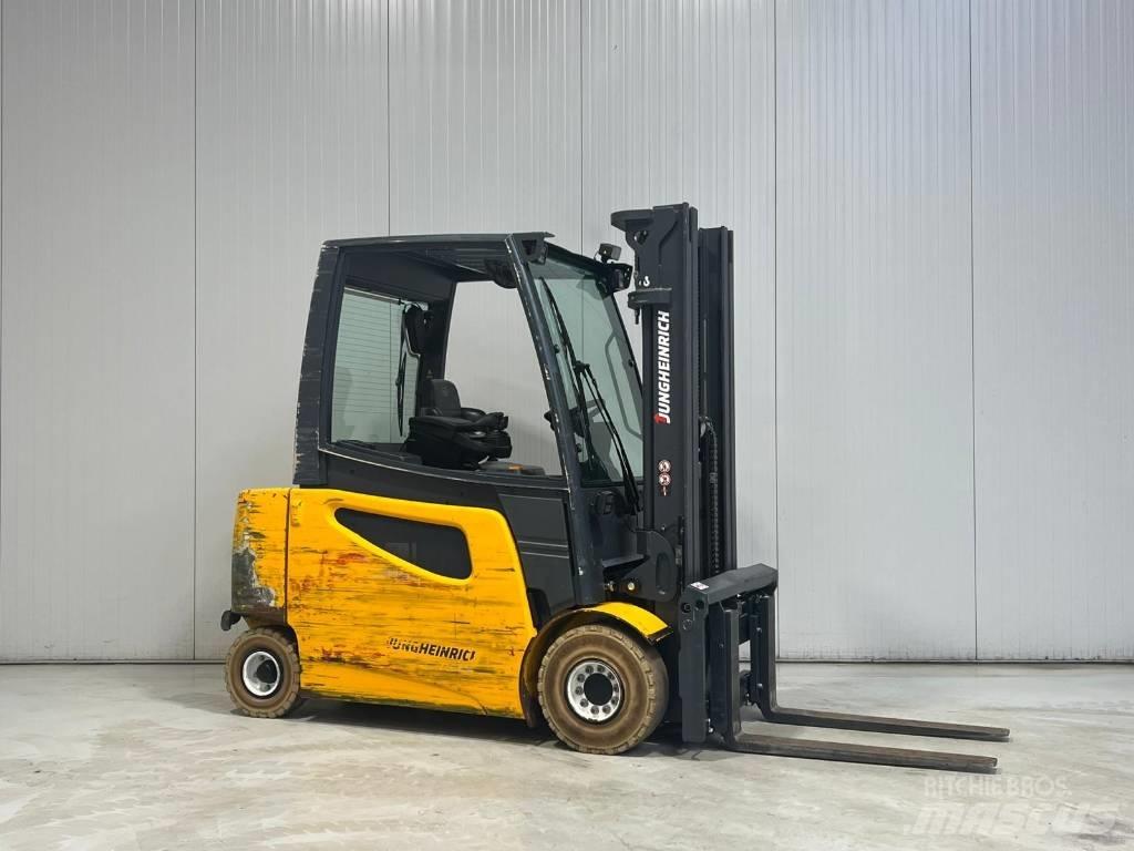 Jungheinrich EFG425k Sähkötrukit
