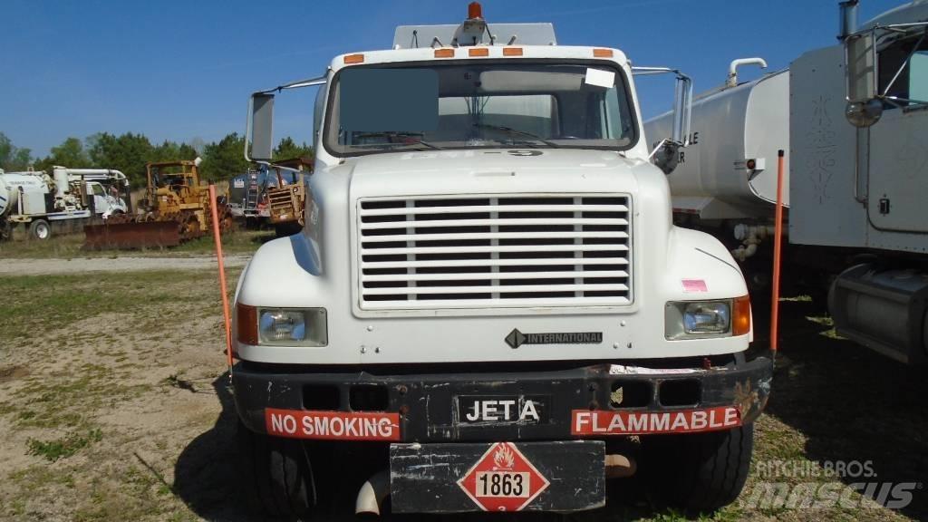 International 4900 Säiliöautot