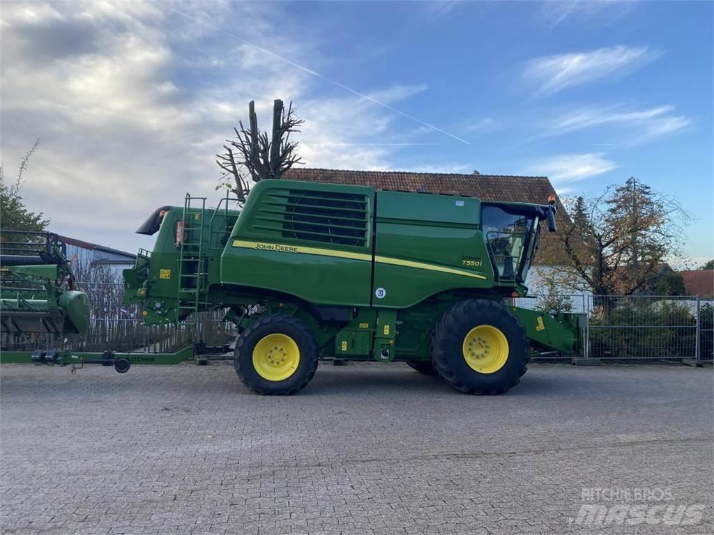 John Deere T550 Leikkuupuimurit