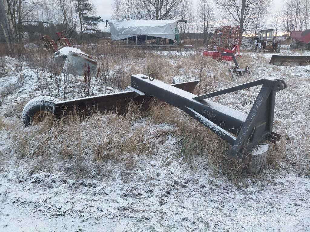  Takalana 300 Muut tie- ja lumikoneet