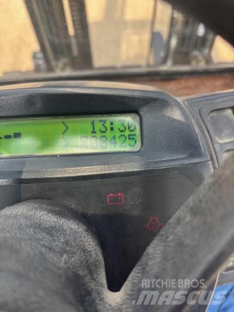 Yale GDP 35 VX Dieseltrukit