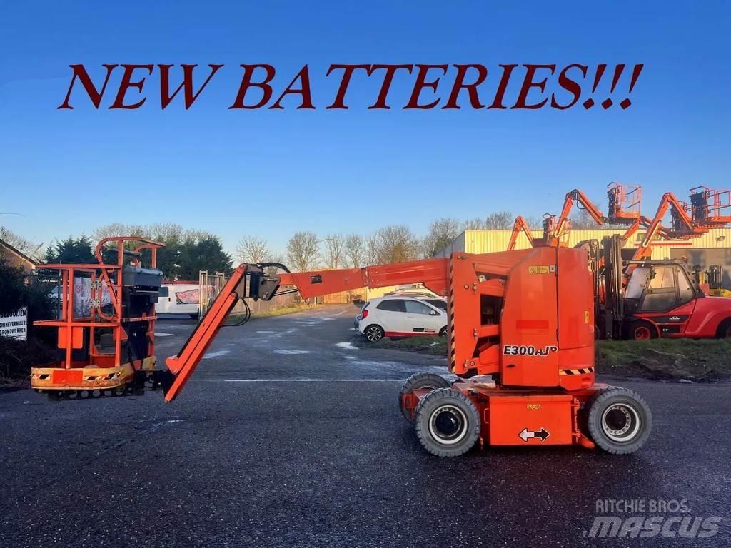JLG E300AJP Kuukulkijat