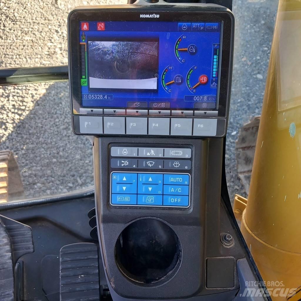 Komatsu PC 210 LC-11 Telakaivukoneet