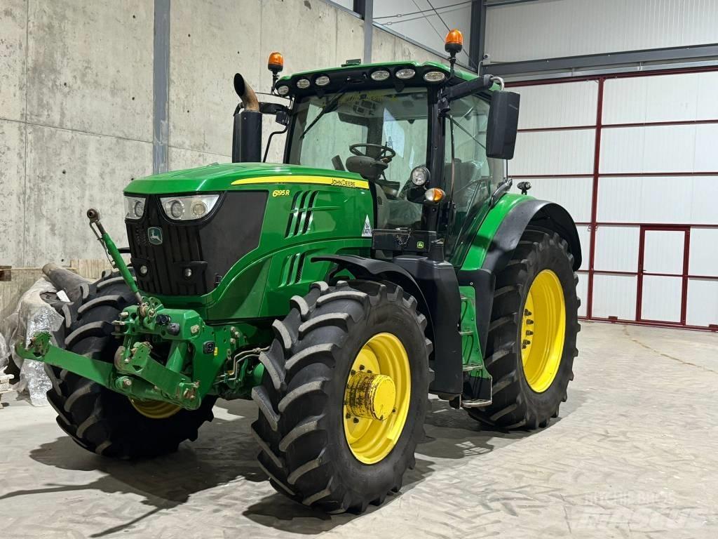 John Deere 6195 R Traktorit