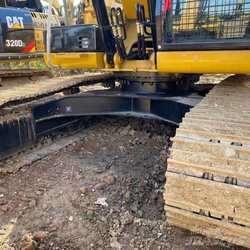 CAT 320 D Telakaivukoneet