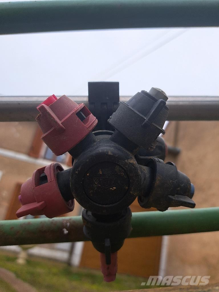 John Deere 732 Hinattavat ruiskut