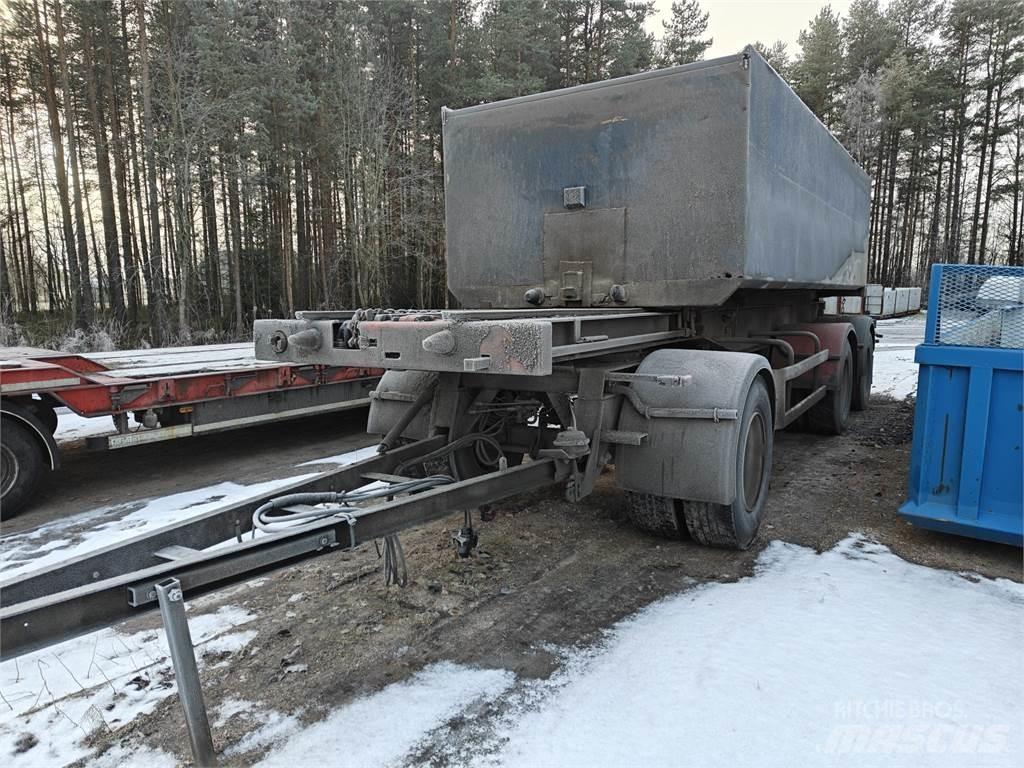  Sorakärry Sora- ja kippiperävaunut