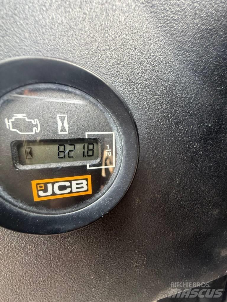 JCB 16 C-1, 821h Minikaivukoneet < 7t