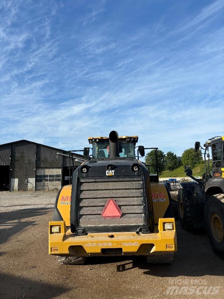 CAT 966m Pyöräkuormaajat