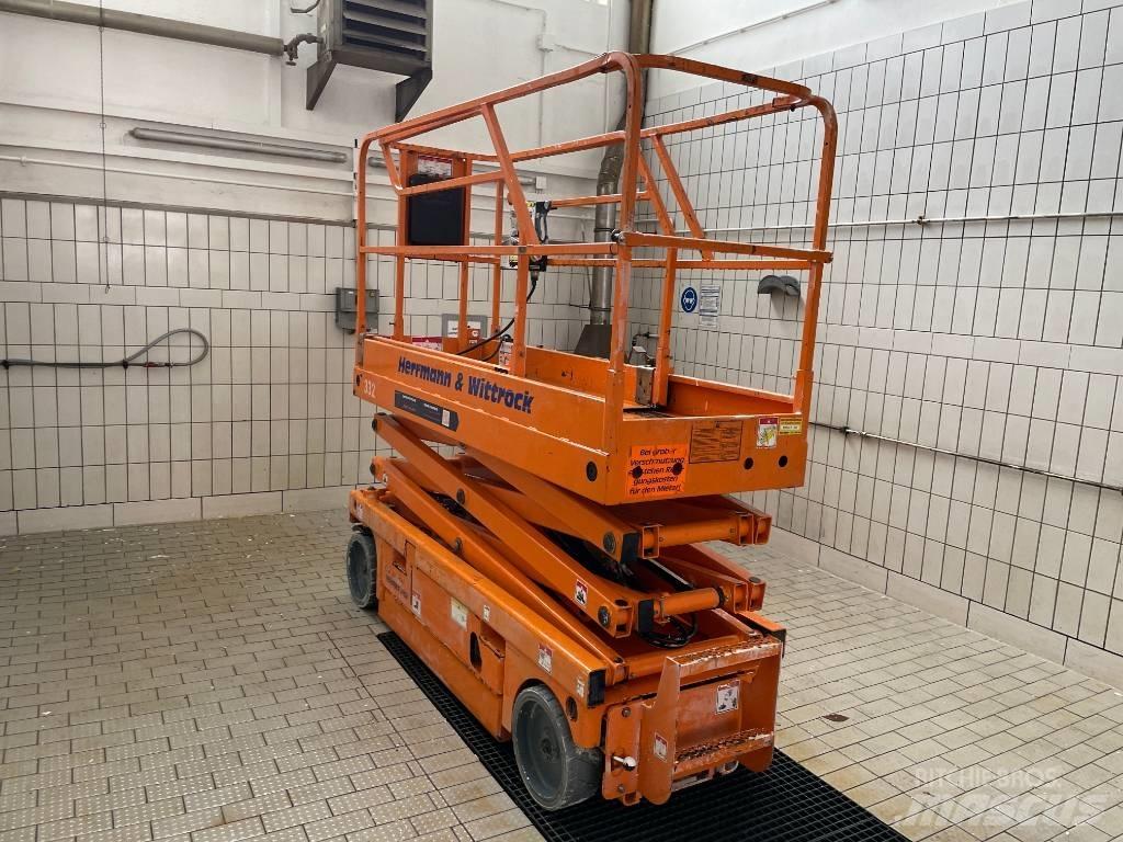 Haulotte Compact 8 Saksilavat