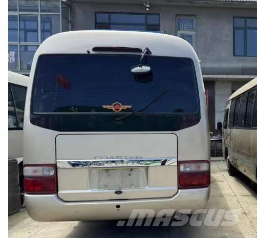 Toyota Coaster Bus Minibussit