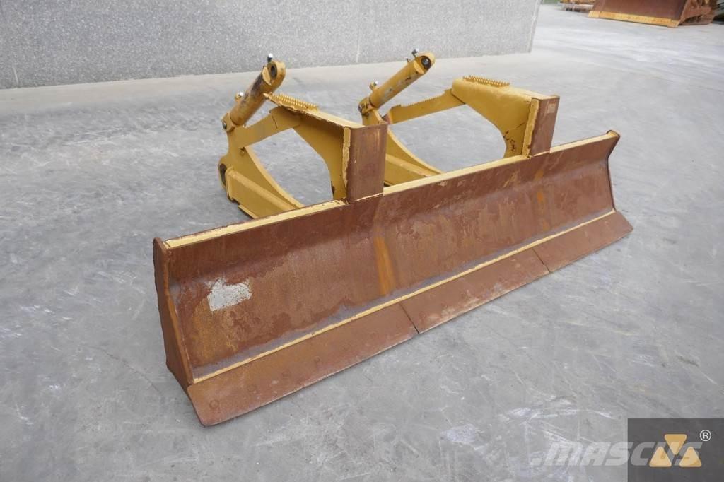 CAT Skidder blade Puskulevyt
