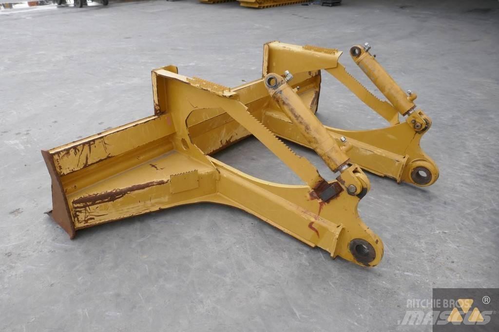 CAT Skidder blade Puskulevyt