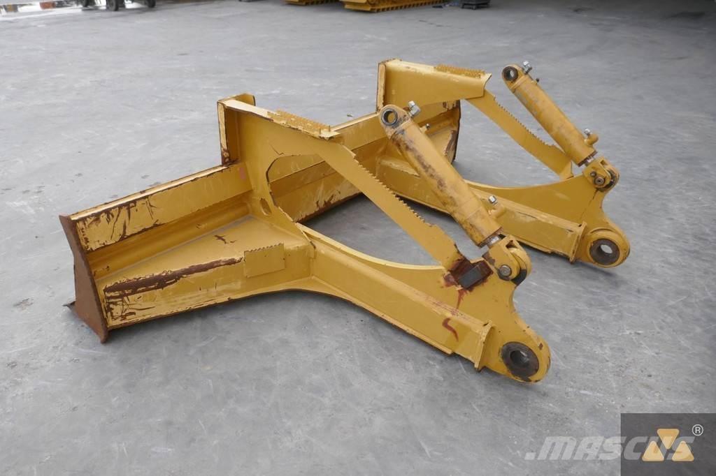 CAT Skidder blade Puskulevyt