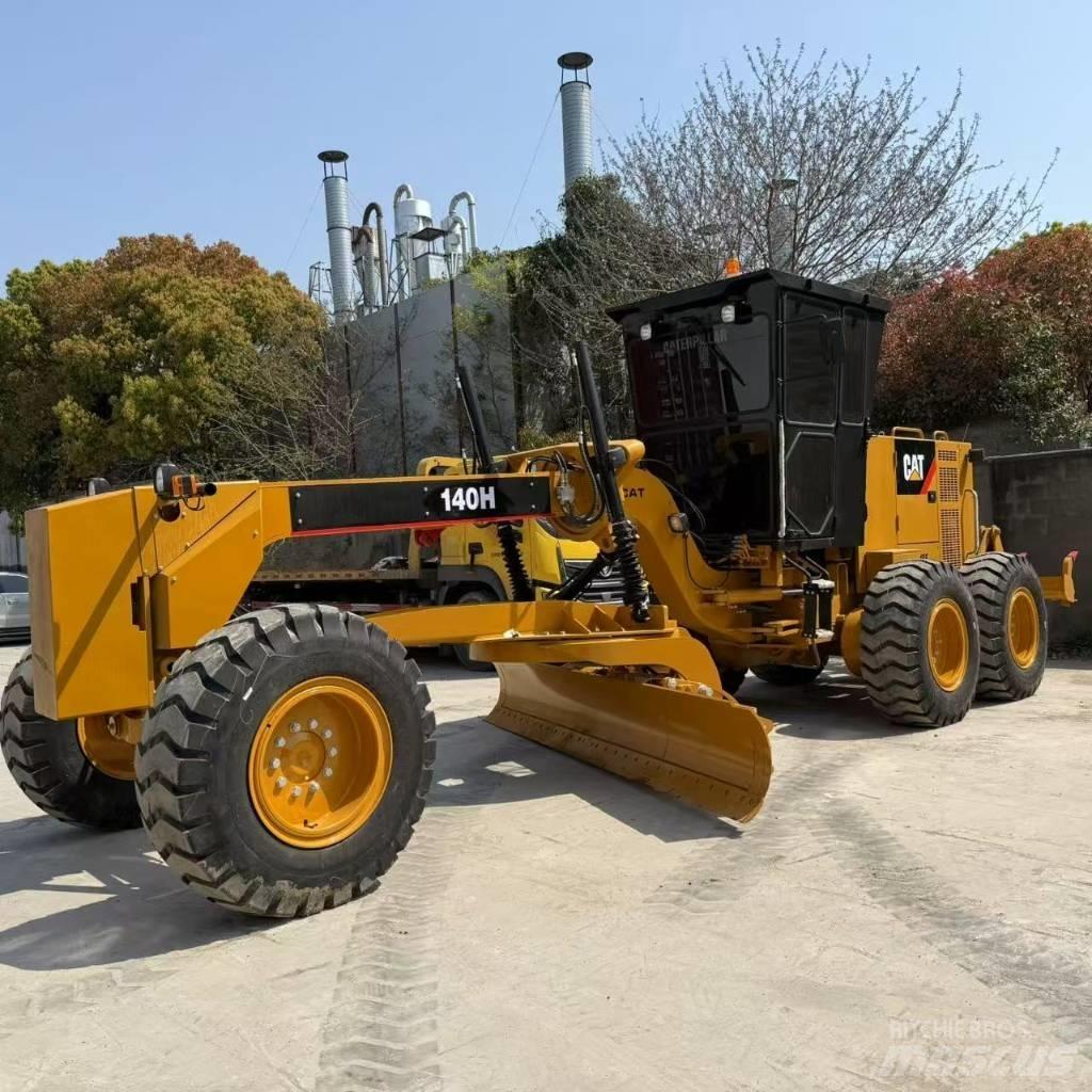 CAT 140 H Tiehöylät