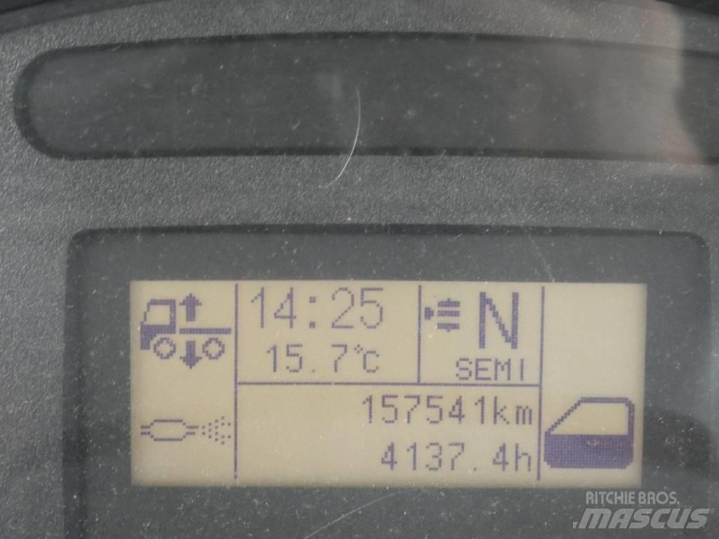 Iveco 120E 25 Umpikorikuorma-autot