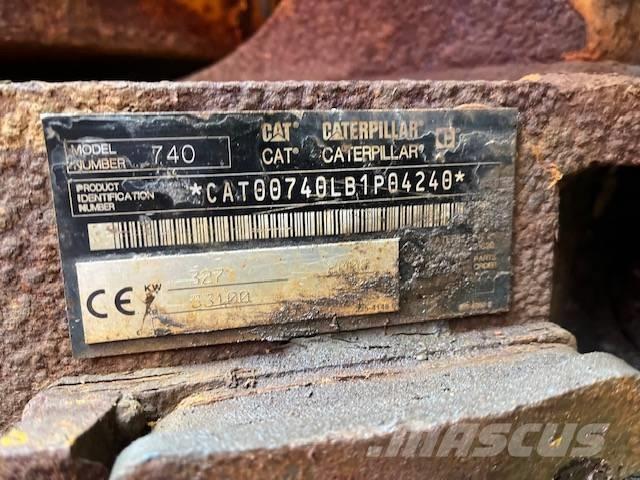 CAT 740 Dumpperit