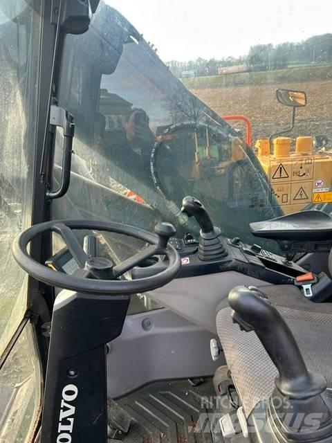 Volvo EW 220 E Pyöräkaivukoneet