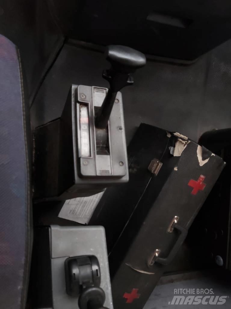 Mercedes-Benz 814D Pakettiautot