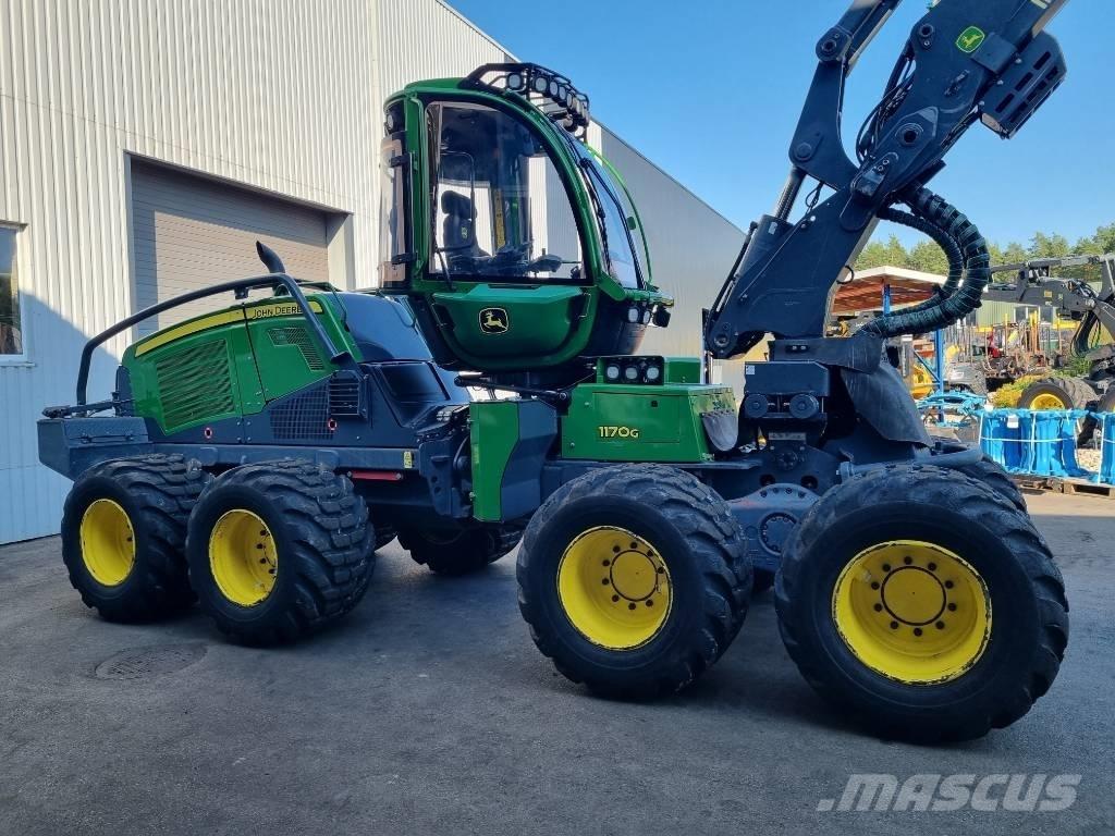 John Deere 1170 G Harvesterit
