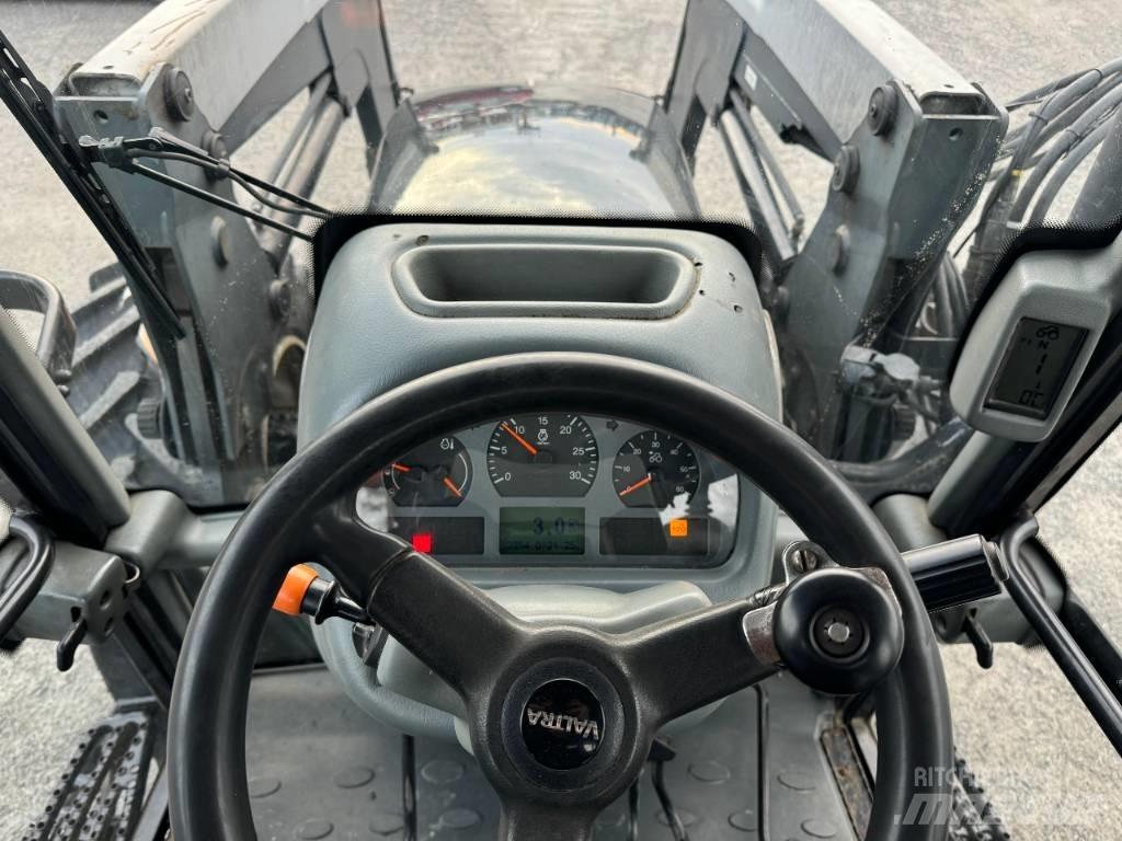 Valtra C 130 Traktorit