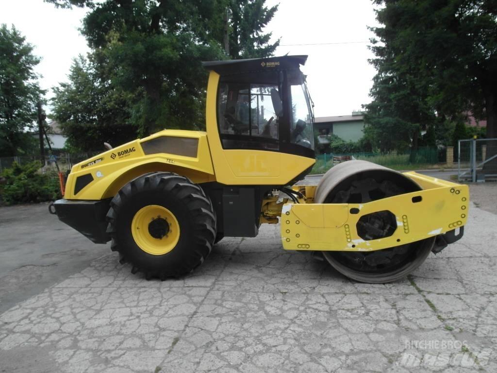 Bomag BW 213 DH-5 Yksivalssijyrät