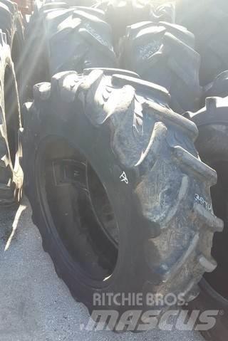  Pneu 12.4R24 Renkaat ja vanteet