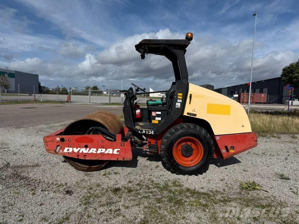 Dynapac CA 134 D Yksivalssijyrät