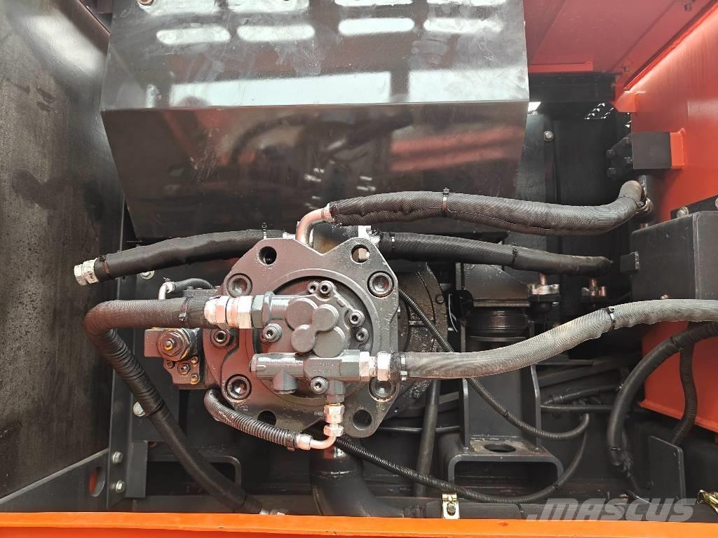 Doosan DX225LCA Telakaivukoneet